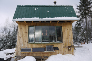 Cabin with Solar Panels winter WEB